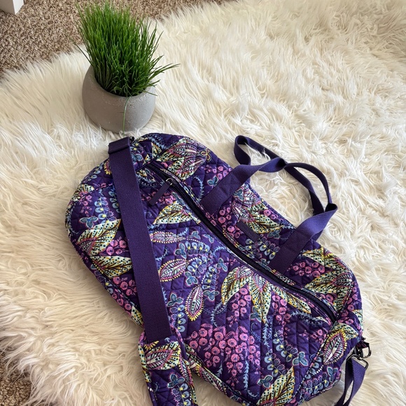 Vera Bradley Bag - Picture 1 of 9